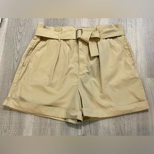 Banana Republic Factory Tan Chino Belted Short w/Hollywood Waistband. Size 14.